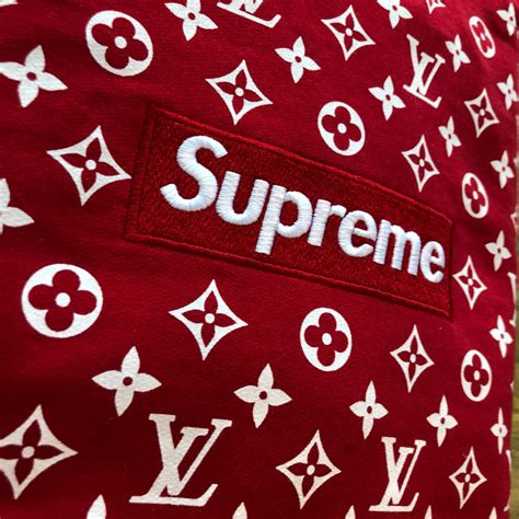 supreme louis vuitton magliette|does Louis Vuitton own supreme.